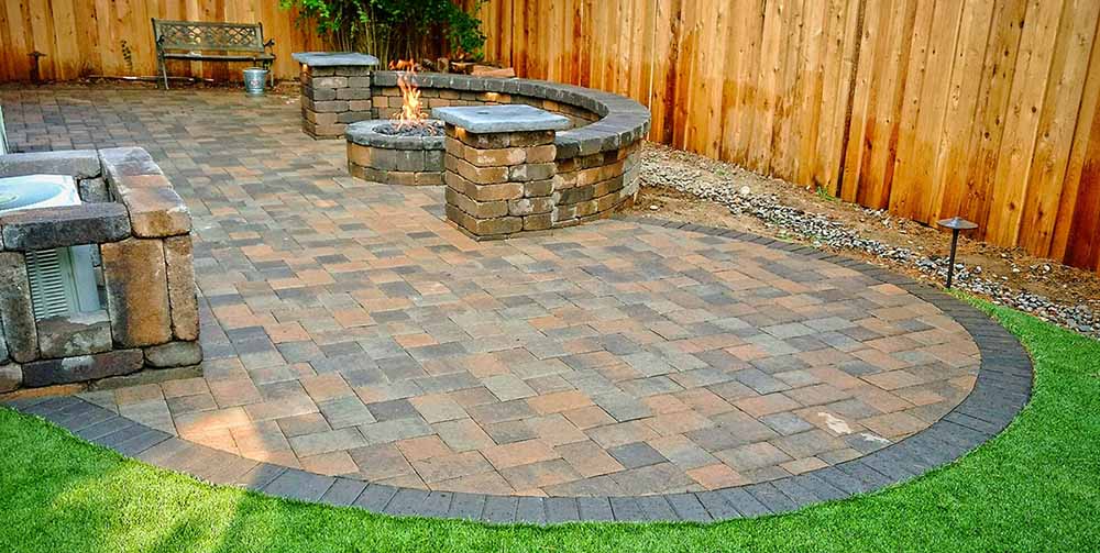 Simple Paver patio Design company in New Jersey - Custom Pool pros